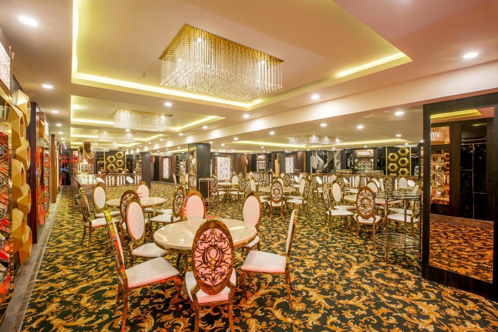 Hotel The Prithvi Near Delhi Airport Нью-Дели Экстерьер фото