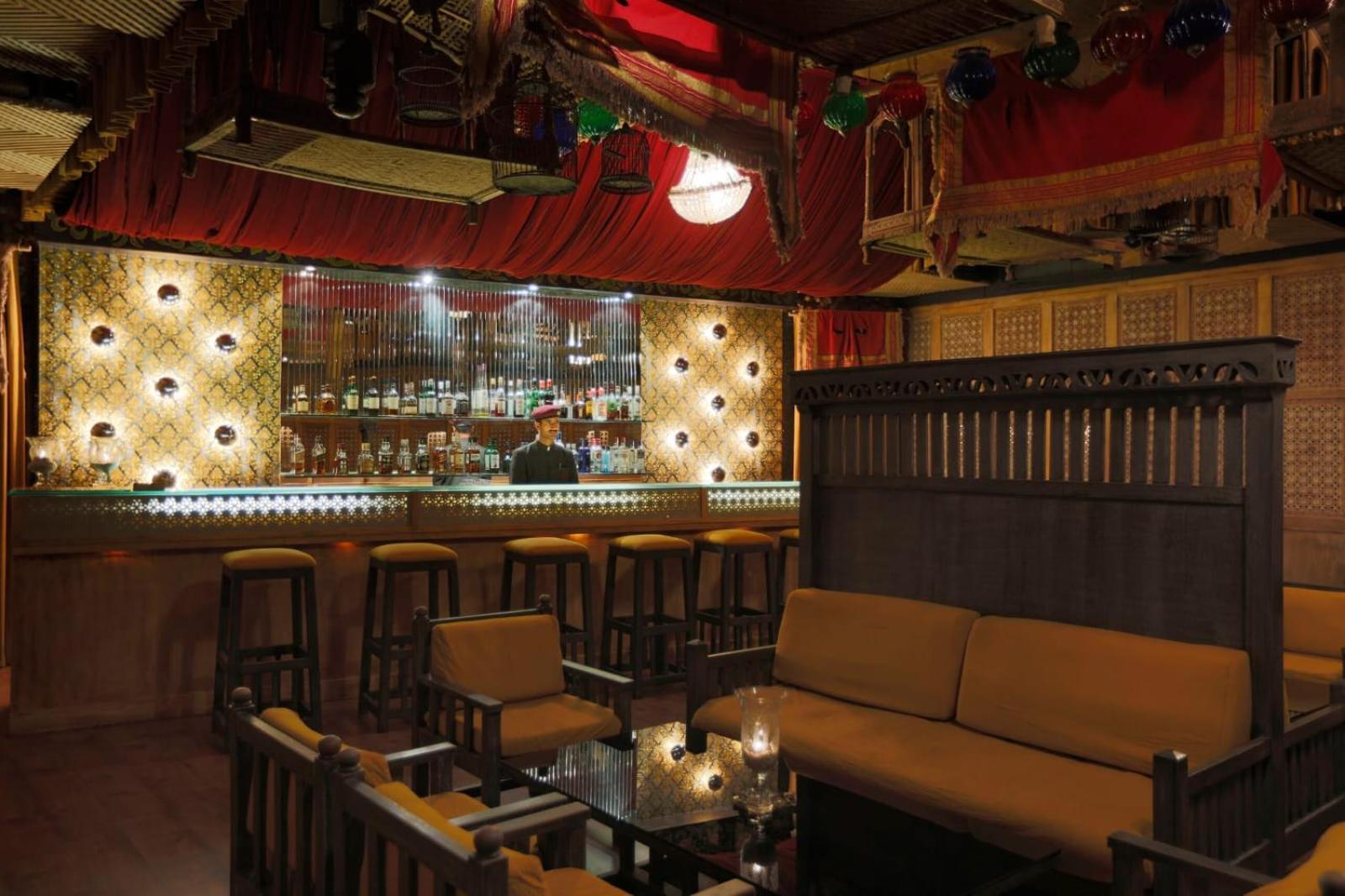 Hotel The Prithvi Near Delhi Airport Нью-Дели Экстерьер фото